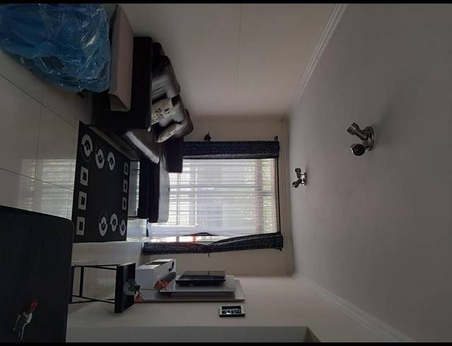 2 BEDROOM APARTMENT FOR SALE IN UMHLANGA RIDGE